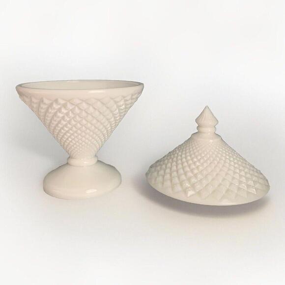 Vintage Westmoreland English Hobnail Sawtooth Milk Glass Compote Dish Lid - Picture 2 of 12